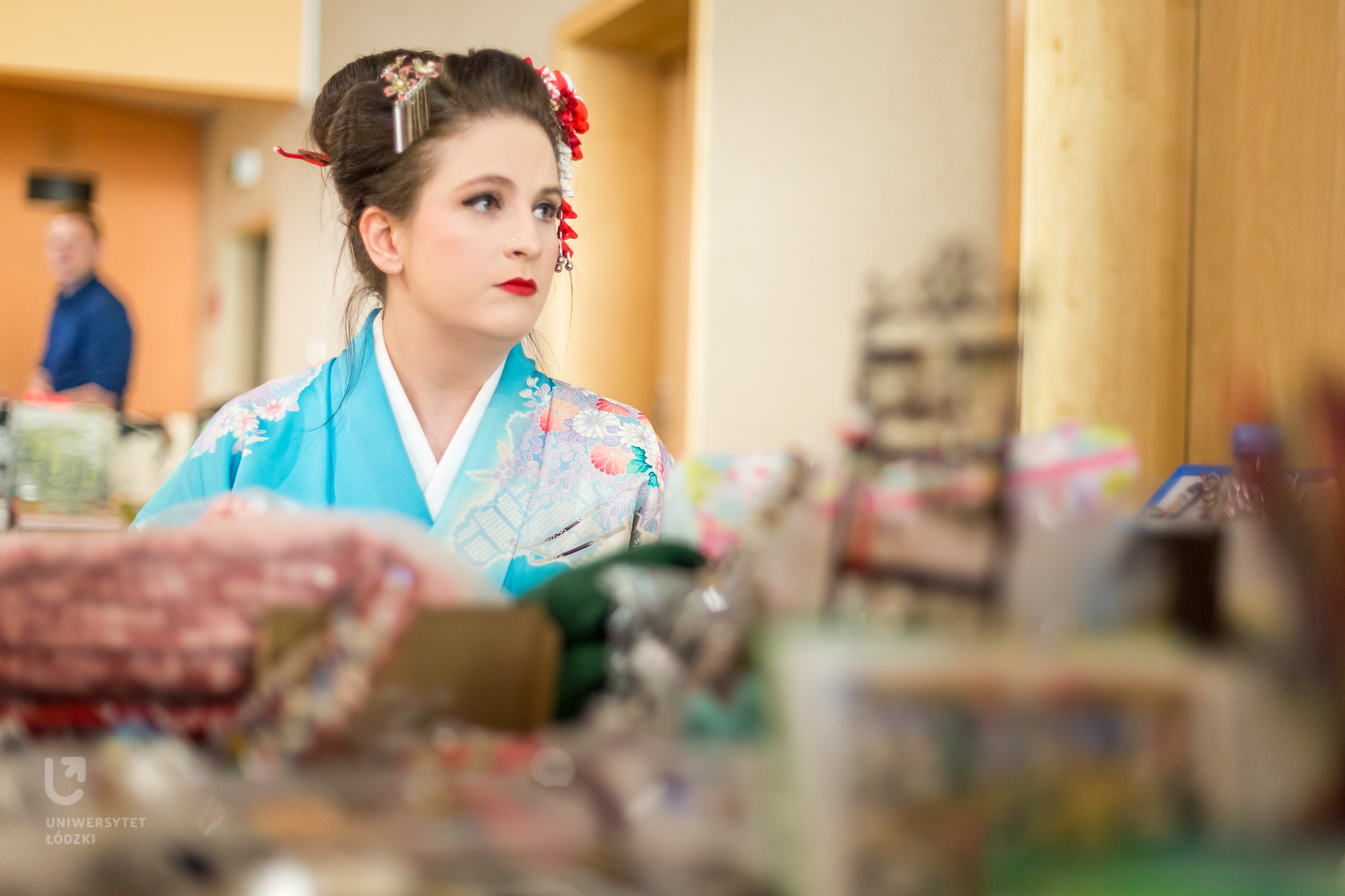 Kobieta ubrana w kimono Kobieta ubrana w kimono