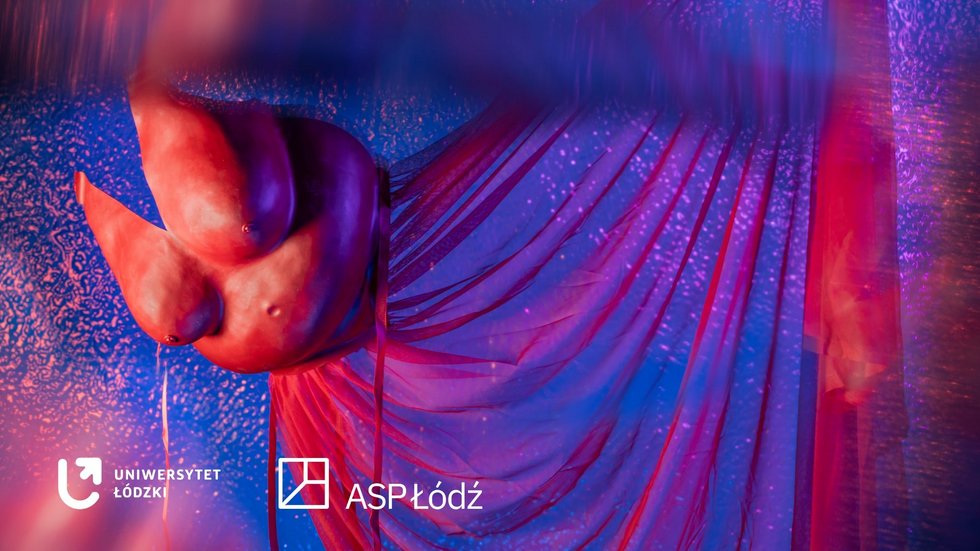 Artystyczna grafika przedstawiająca obiekt przypominający sukienkę z gorsetem