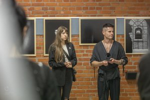 zdjęcie z wernisażu w Muzeum Kinematografii zdjęcie z wernisażu w Muzeum Kinematografii