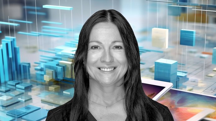 dr Anna Łaszkiewicz na kolorowym tle przypominającym wykresy słupkowe