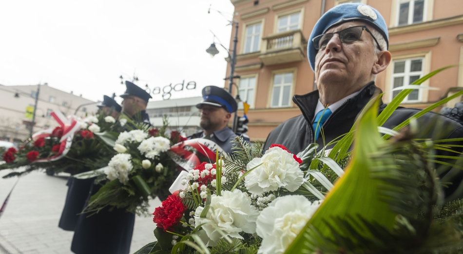 W uroczystości wzięli udział przedstawiciele służb mundurowych